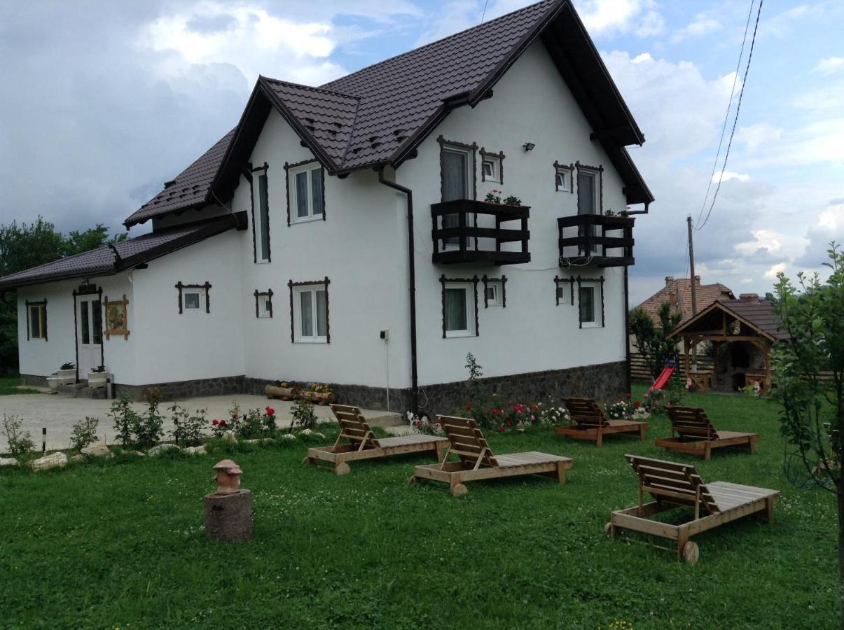 Elder Villa Бран Экстерьер фото